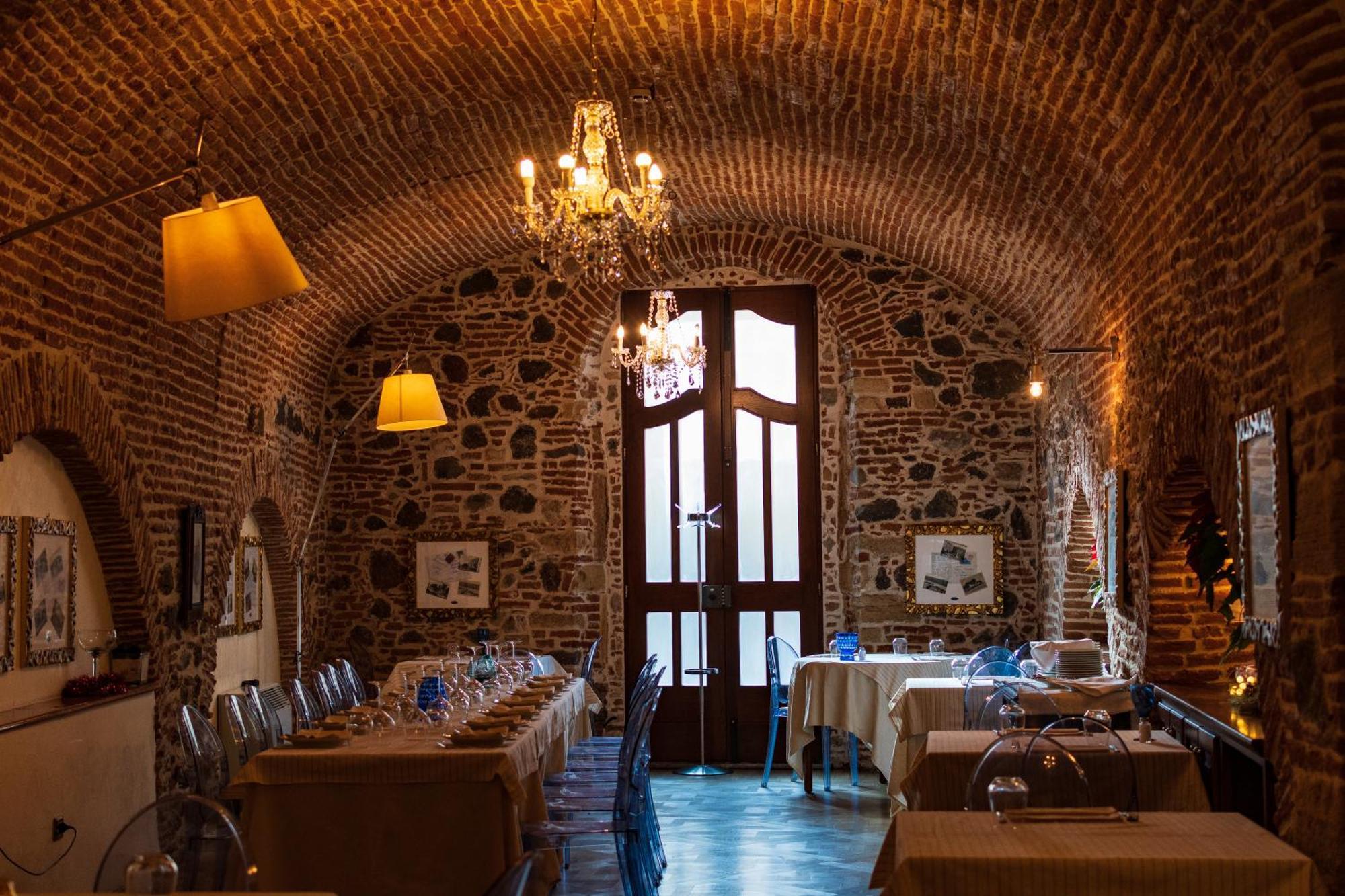 Mariano Iv Palace Hotel 4*