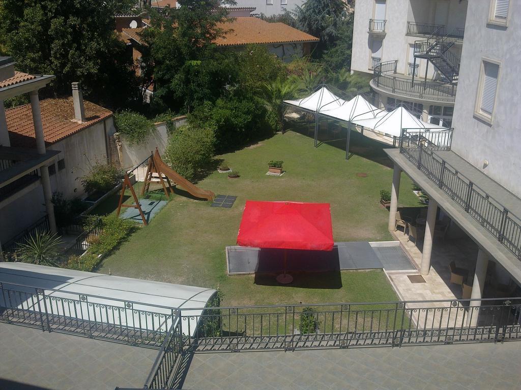 Hotel Mariano Iv Palace 4*